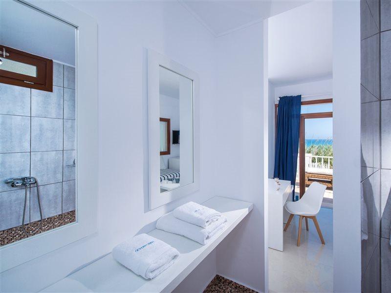 Golden Grain Suites "By Checkin" Kokkini Hani Bagian luar foto